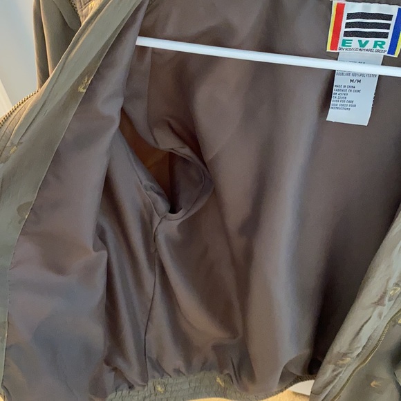 Selling EVR DIV ROUSSO APPAREL GROUP green bomber jacket! - Picture 2 of 5